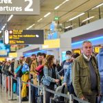 Problemen op Schiphol : dit kunt u juridisch doen als uw vlucht is geannuleerd