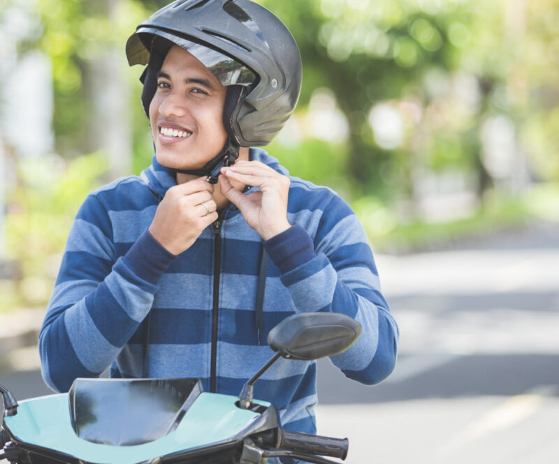 Helmplicht voor de snorfiets: wat verstaan we onder een snorfiets en waarom geldt de plicht?