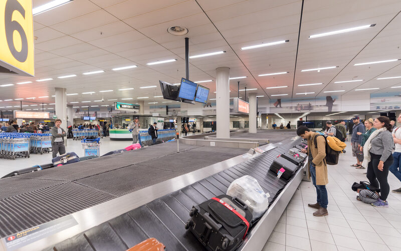 Door deze nieuwe functie van Schiphol weet je exact wanneer je bagage op de bagageband ligt